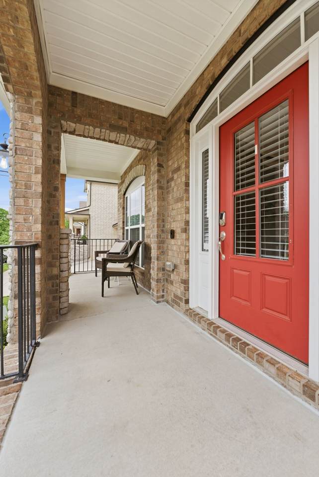 https://bt-photos.global.ssl.fastly.net/nashville/1280_boomver_1_RTC3170853-1.jpg