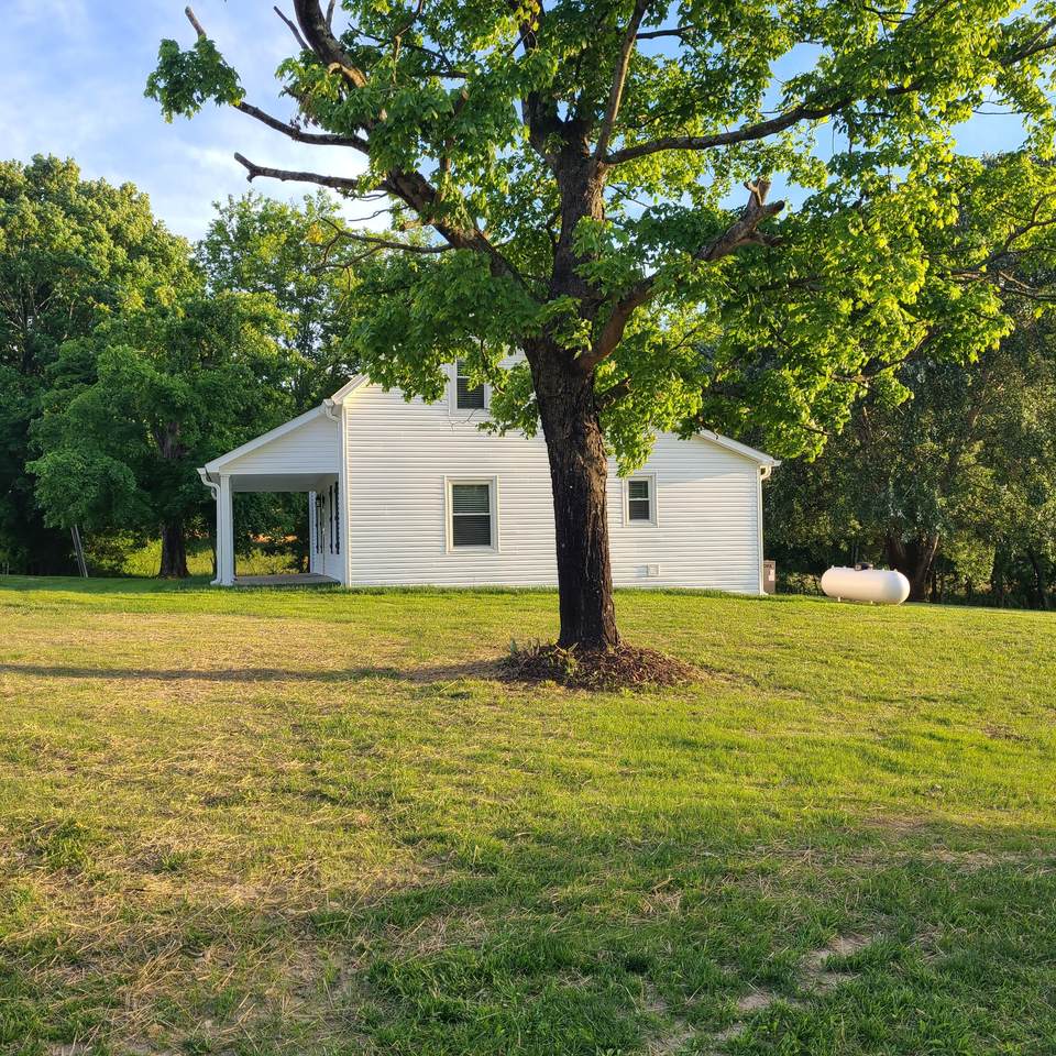 https://bt-photos.global.ssl.fastly.net/nashville/1280_boomver_1_RTC3170880-1.jpg