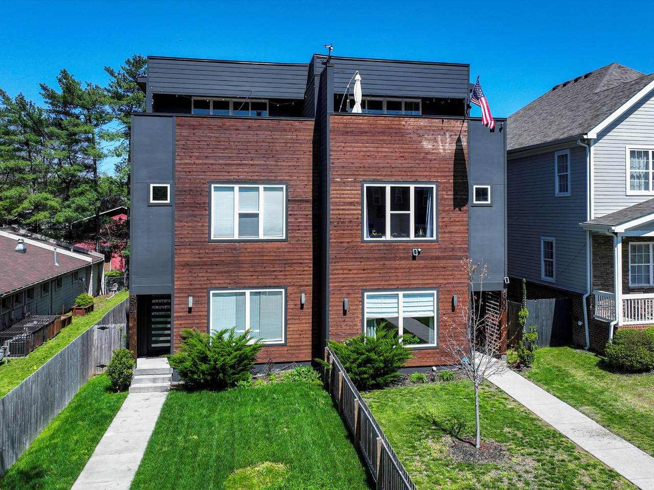 809 Sylvan St - Photo 1