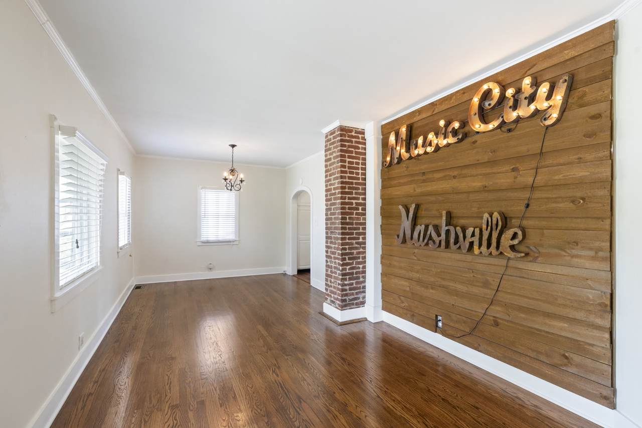 https://bt-photos.global.ssl.fastly.net/nashville/1280_boomver_1_RTC3171004-1.jpg
