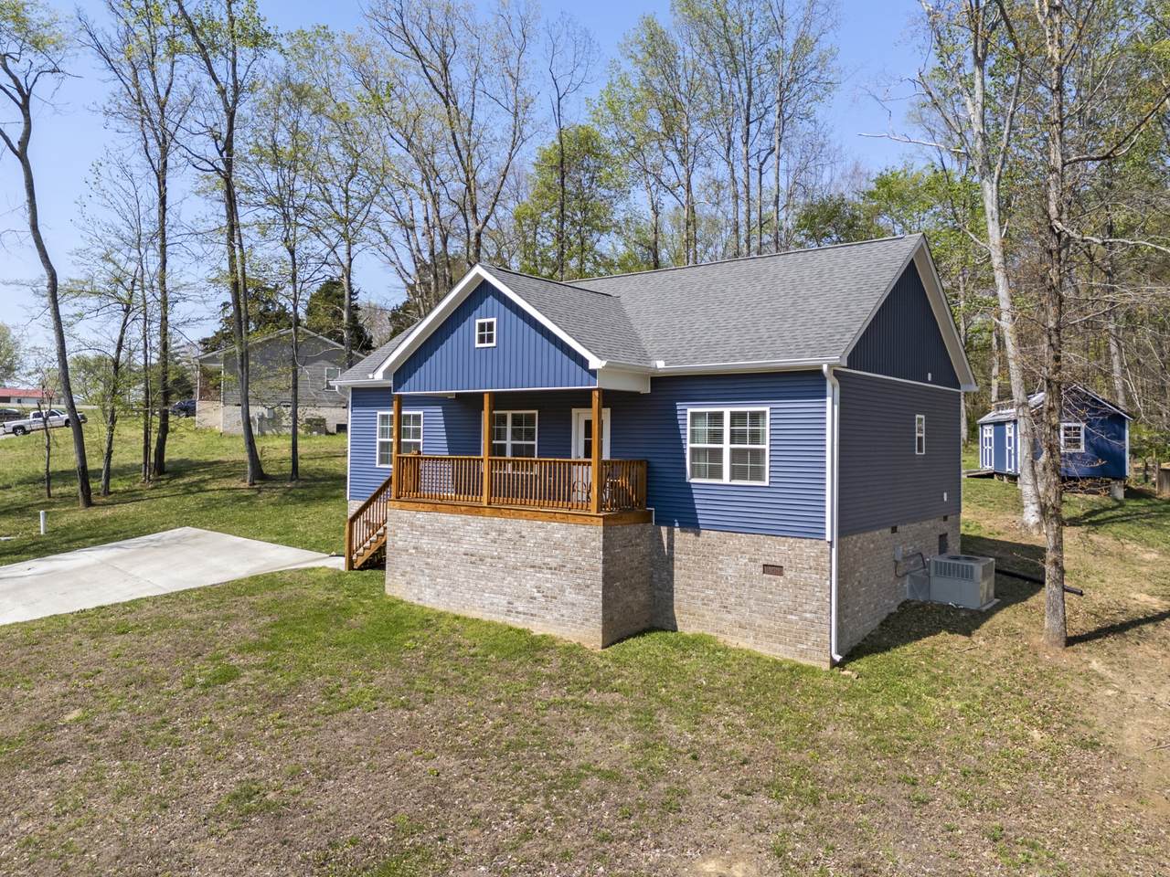 https://bt-photos.global.ssl.fastly.net/nashville/1280_boomver_1_RTC3171006-1.jpg