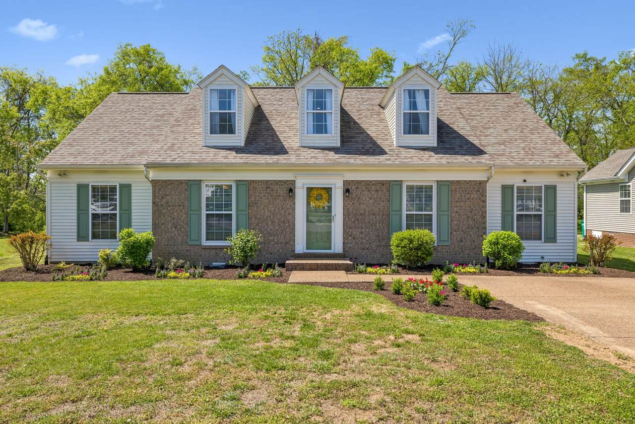 1321 Branchside Ct - Photo 1