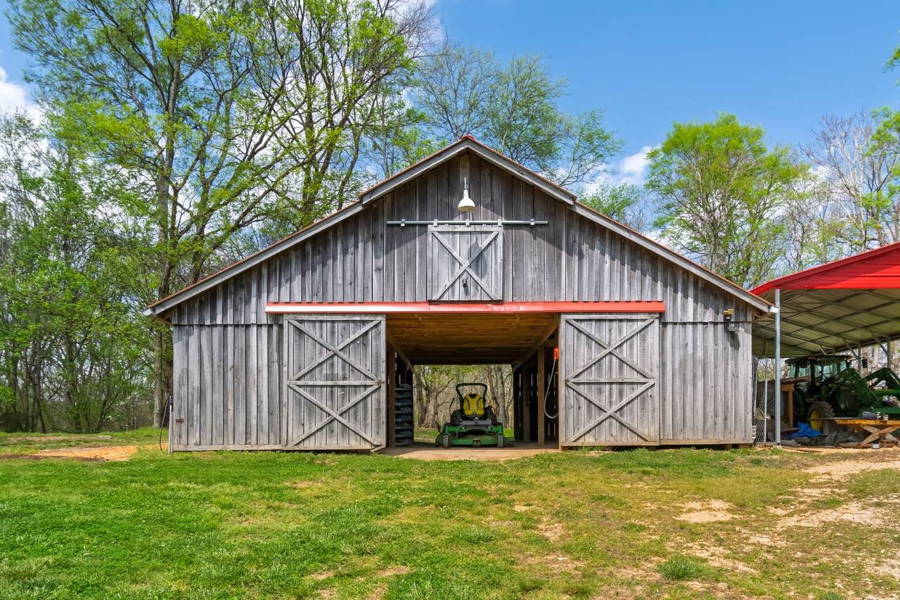 https://bt-photos.global.ssl.fastly.net/nashville/1280_boomver_1_RTC3171037-1.jpg
