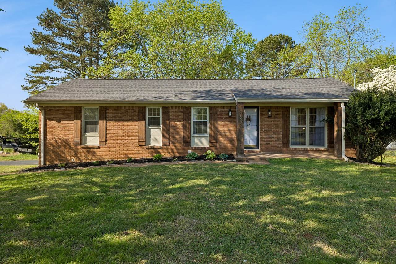 604 Blue Ridge Dr - Photo 1