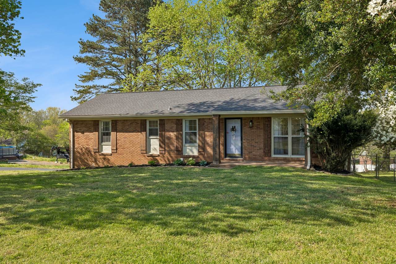 https://bt-photos.global.ssl.fastly.net/nashville/1280_boomver_1_RTC3171128-1.jpg