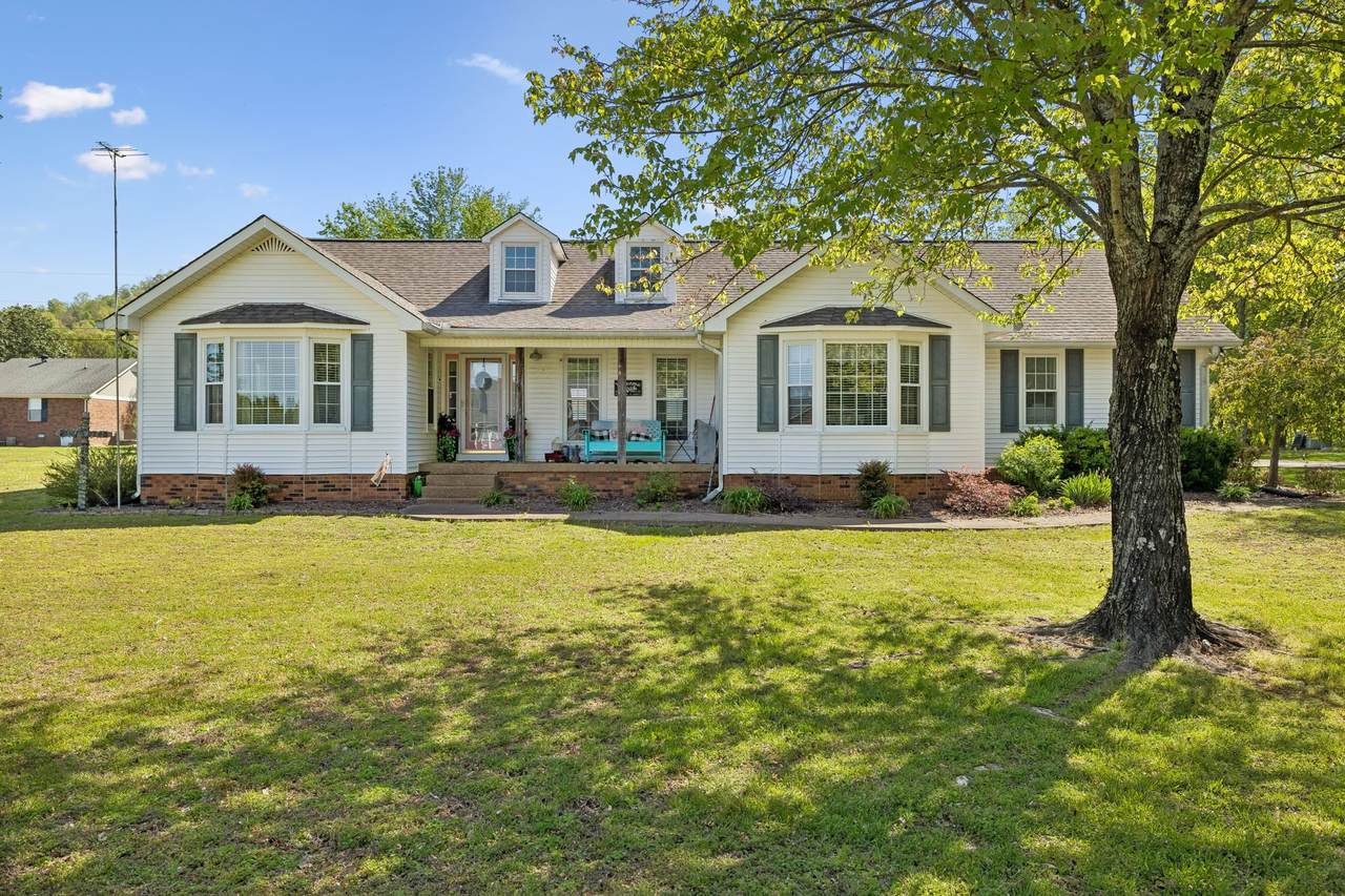 23 Elmwood Blvd - Photo 1
