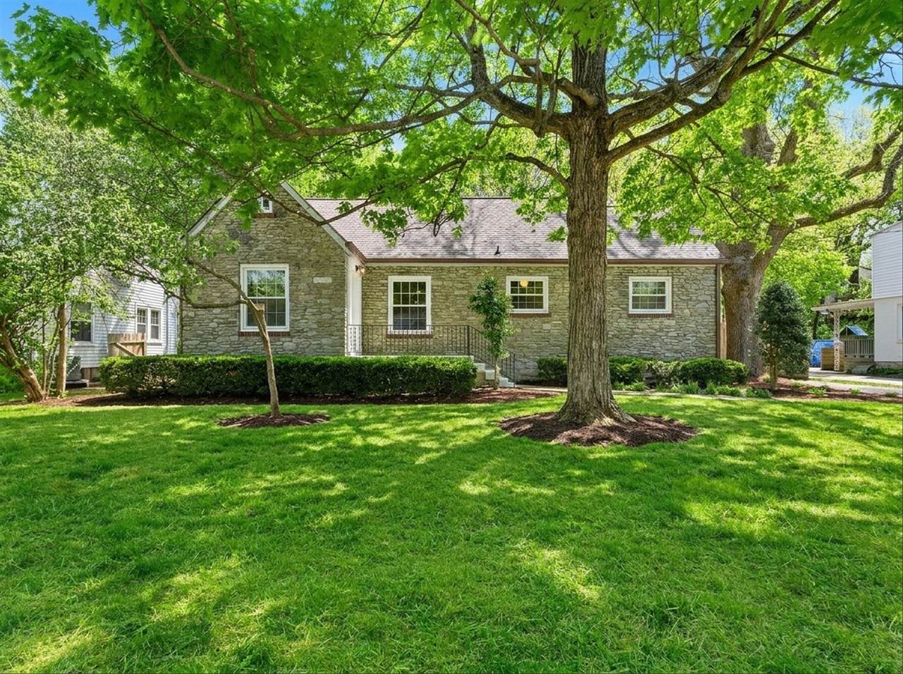 https://bt-photos.global.ssl.fastly.net/nashville/1280_boomver_1_RTC3171245-1.jpg