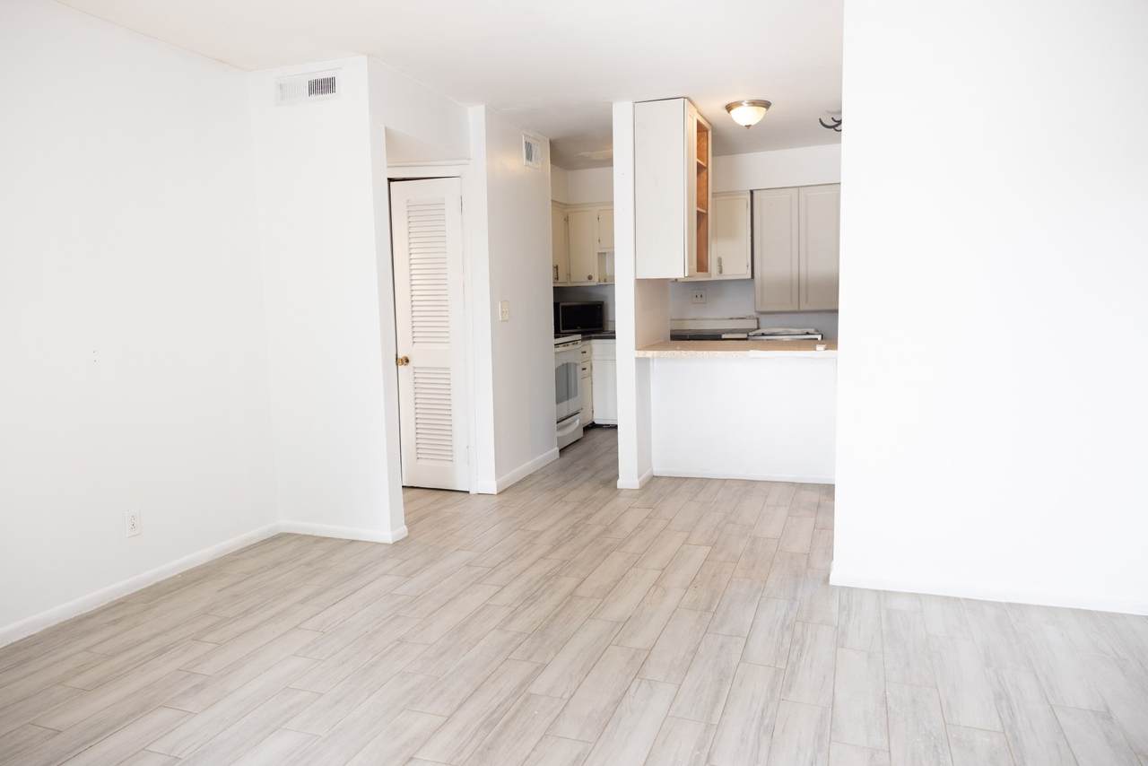 320 Welch Rd - Photo 1