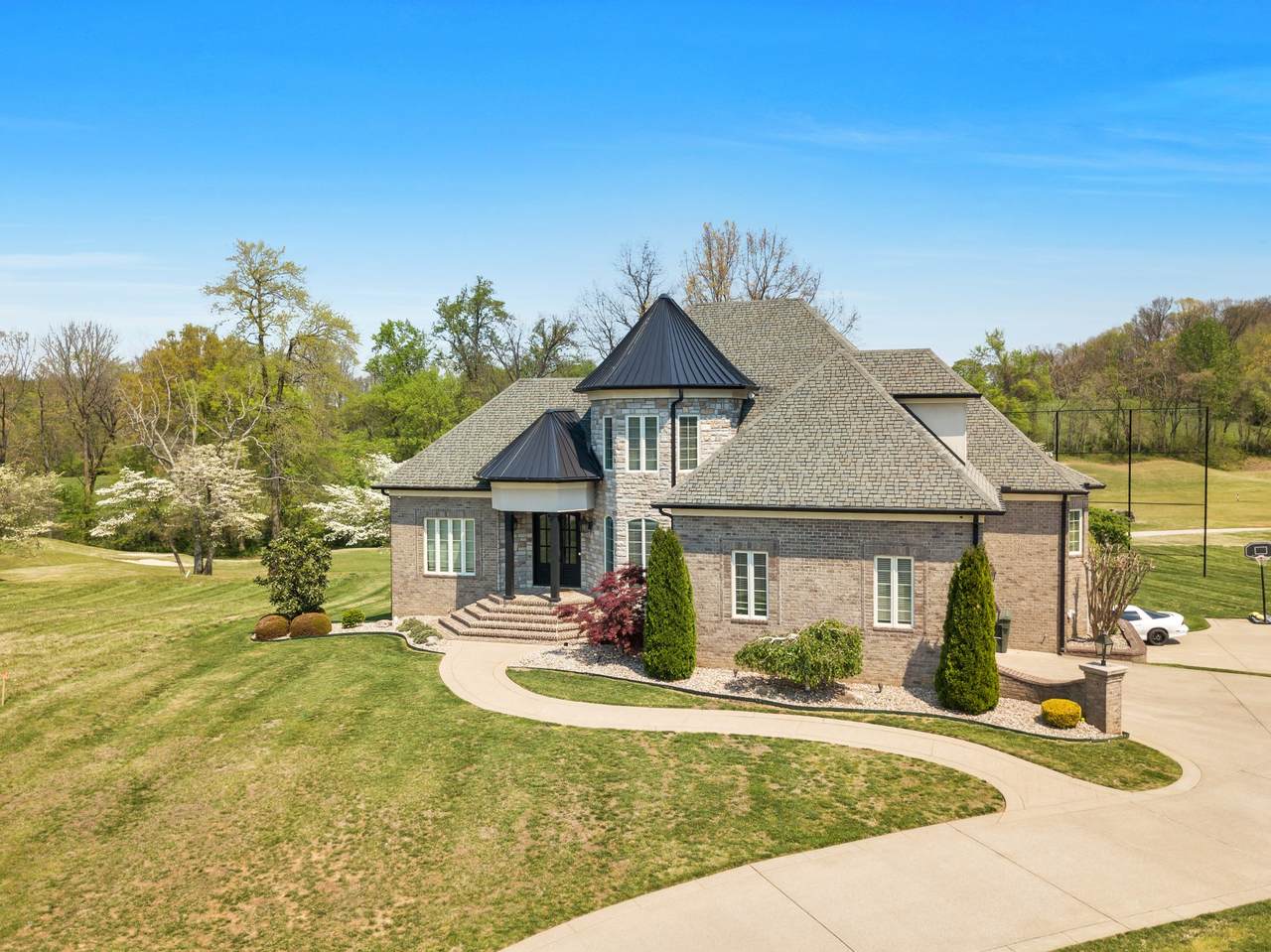 https://bt-photos.global.ssl.fastly.net/nashville/1280_boomver_1_RTC3171287-1.jpg