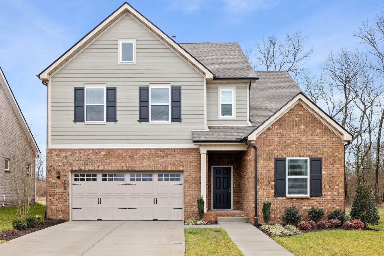 390 Triple Crown Cir - Photo 1