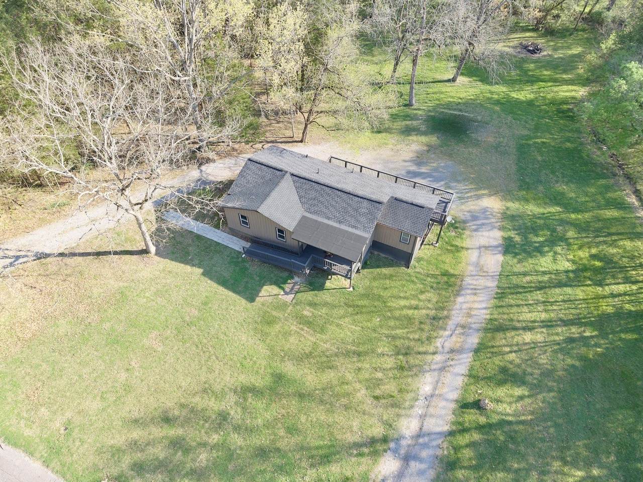 https://bt-photos.global.ssl.fastly.net/nashville/1280_boomver_1_RTC3171306-1.jpg