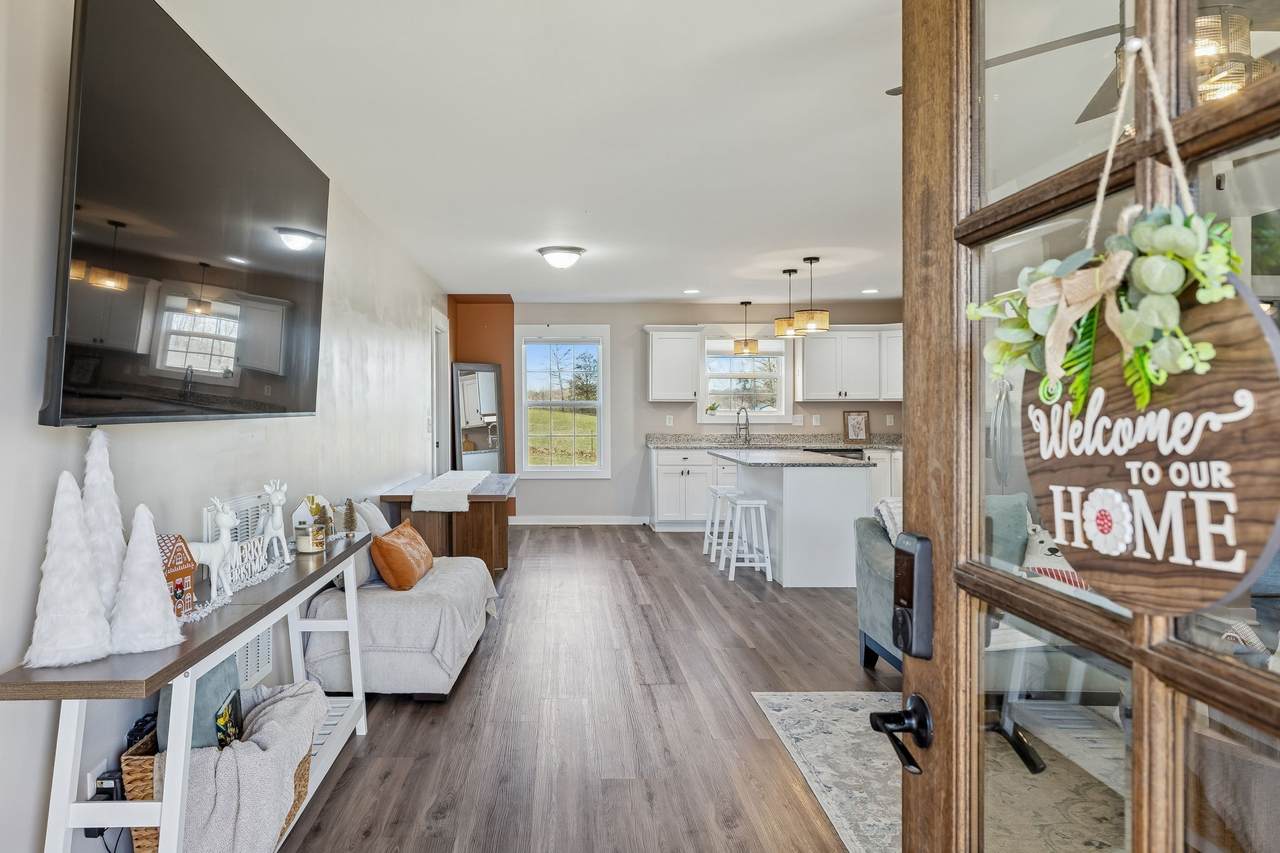 1521 Wixtown Rd - Photo 1