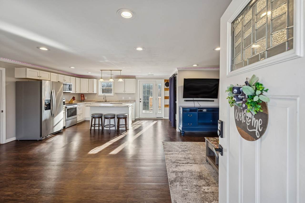 411 Purtle Rd - Photo 1