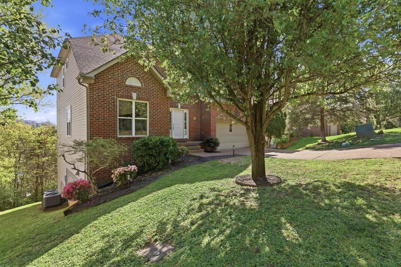 https://bt-photos.global.ssl.fastly.net/nashville/1280_boomver_1_RTC3171344-1.jpg
