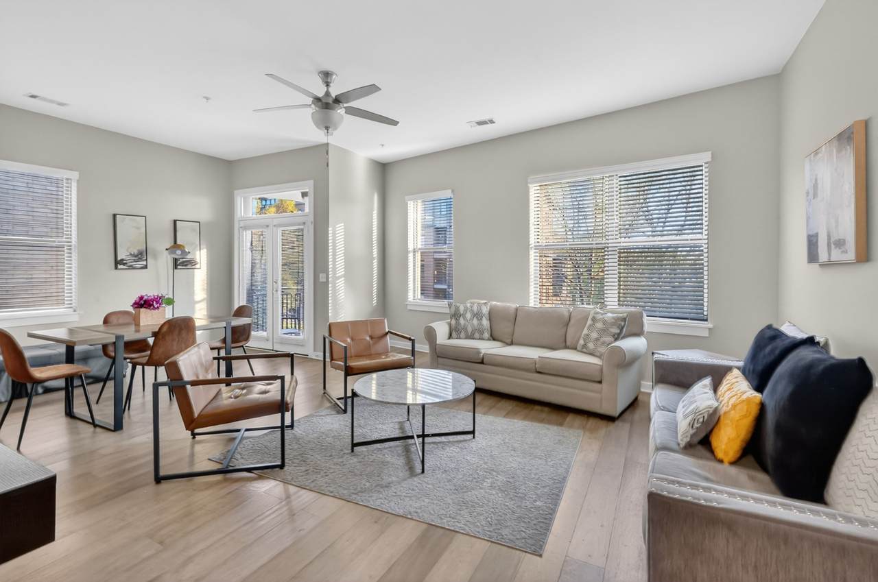 1700 Belcourt Ave - Photo 1