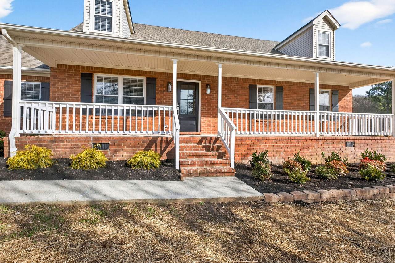 104 Erica Pl - Photo 1