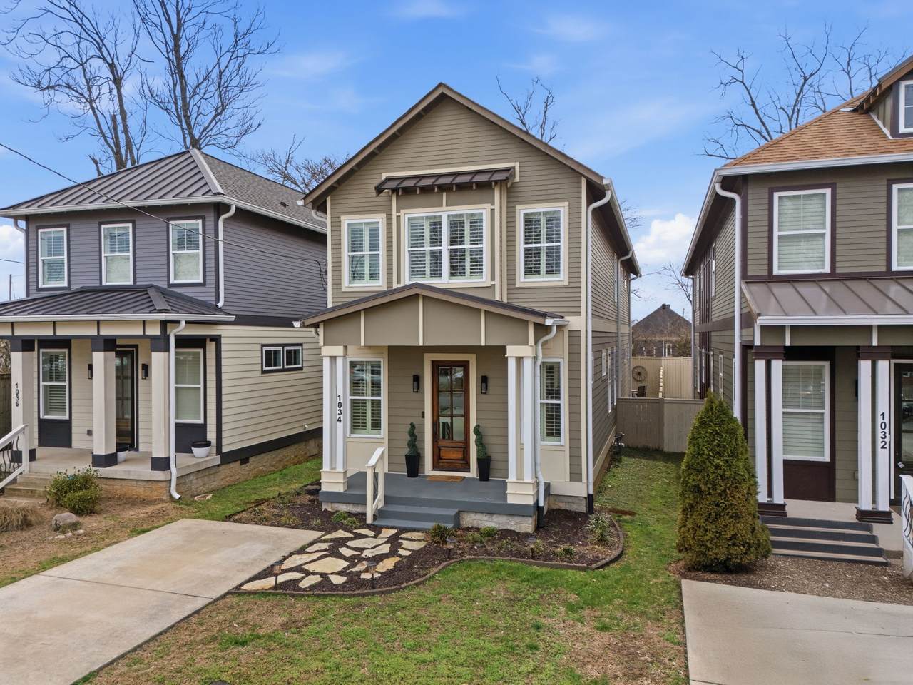 1034 Burchwood Ave - Photo 1