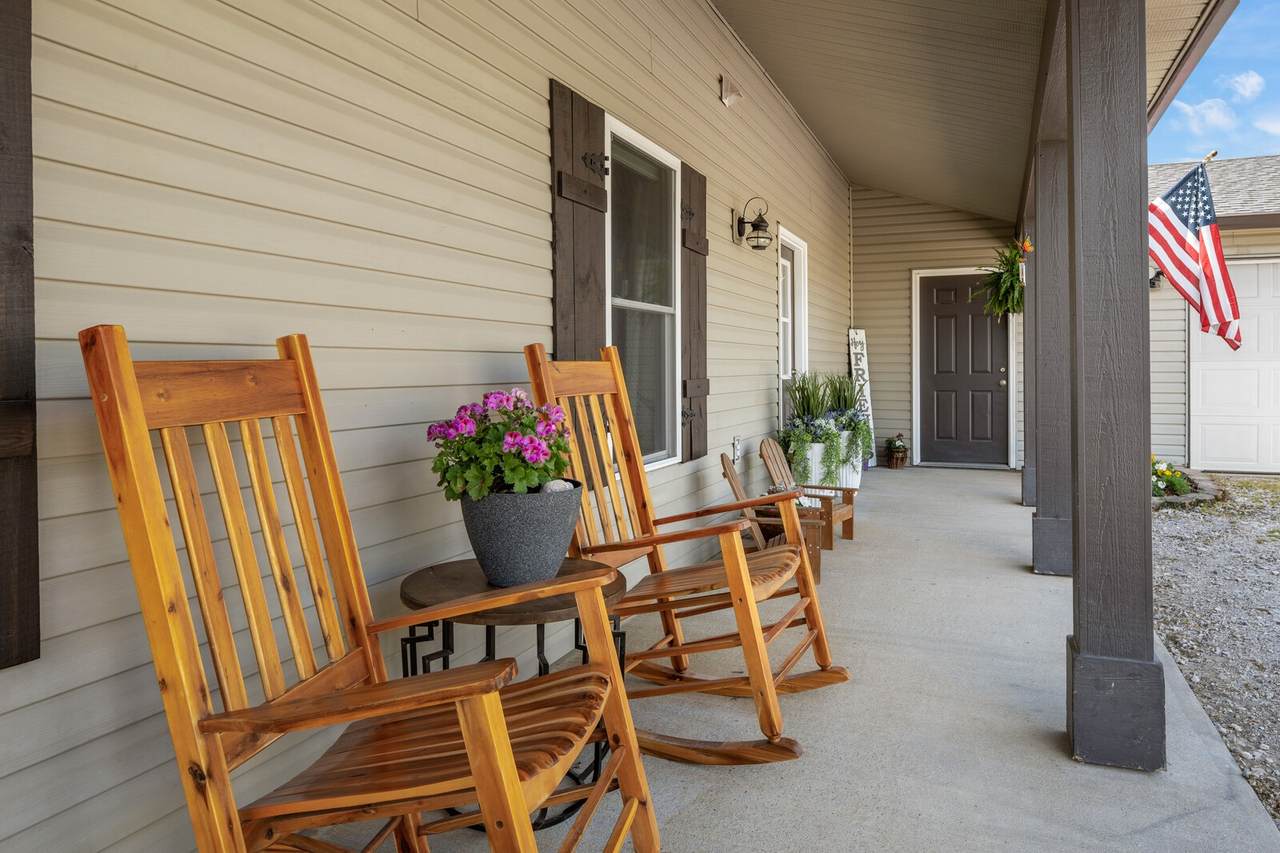 1235 Hartsfield Dr - Photo 1
