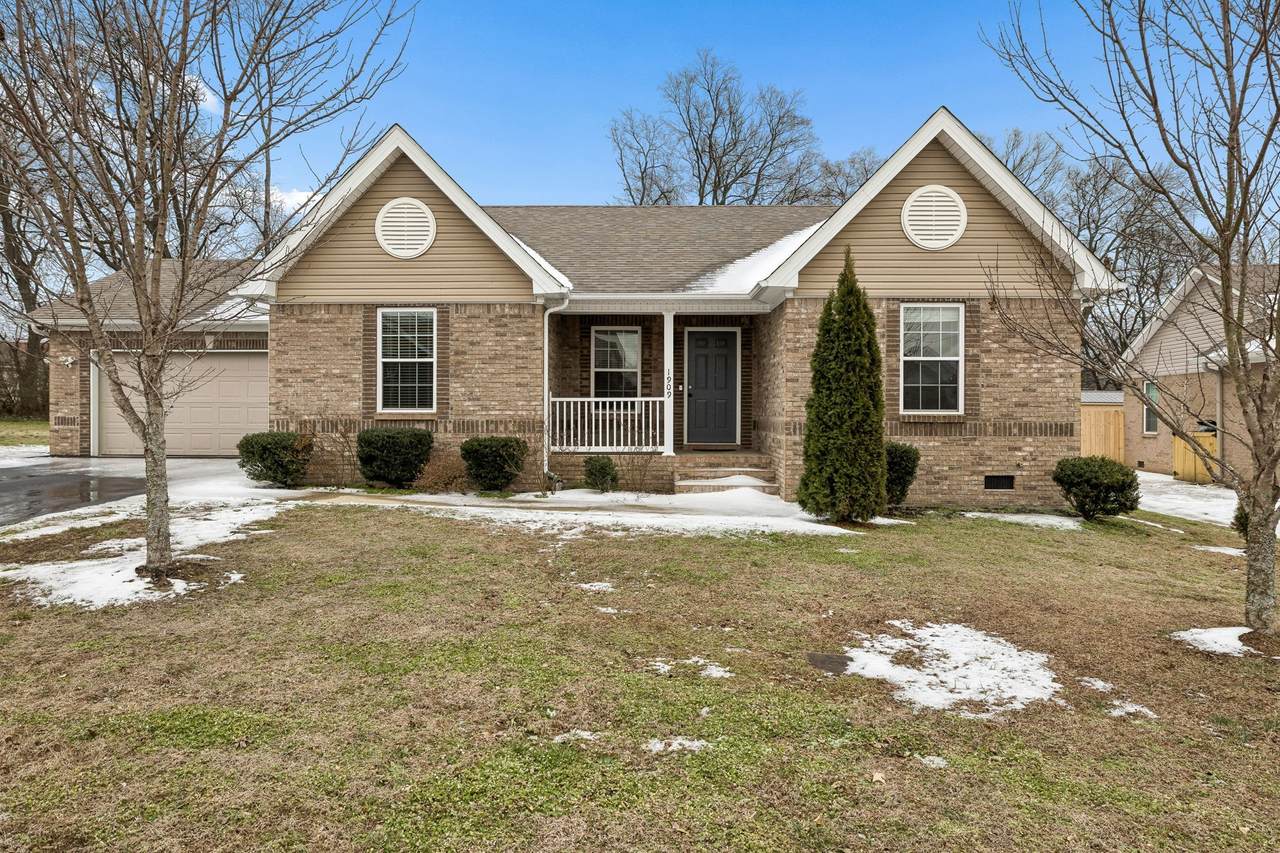1909 Susan Rd - Photo 1