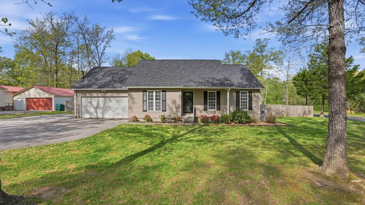 367 Carol Cir - Photo 1