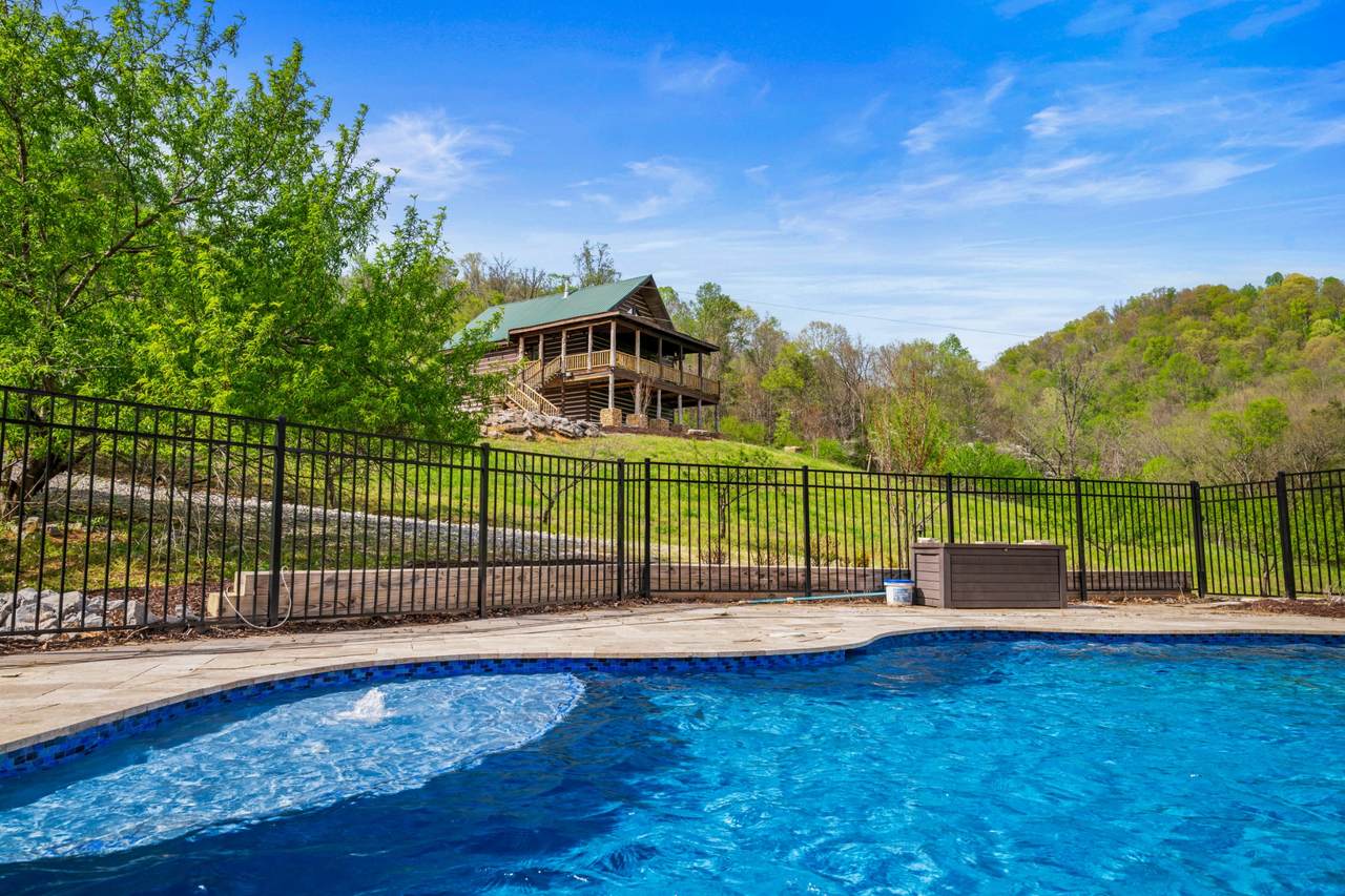 https://bt-photos.global.ssl.fastly.net/nashville/1280_boomver_1_RTC3171459-1.jpg