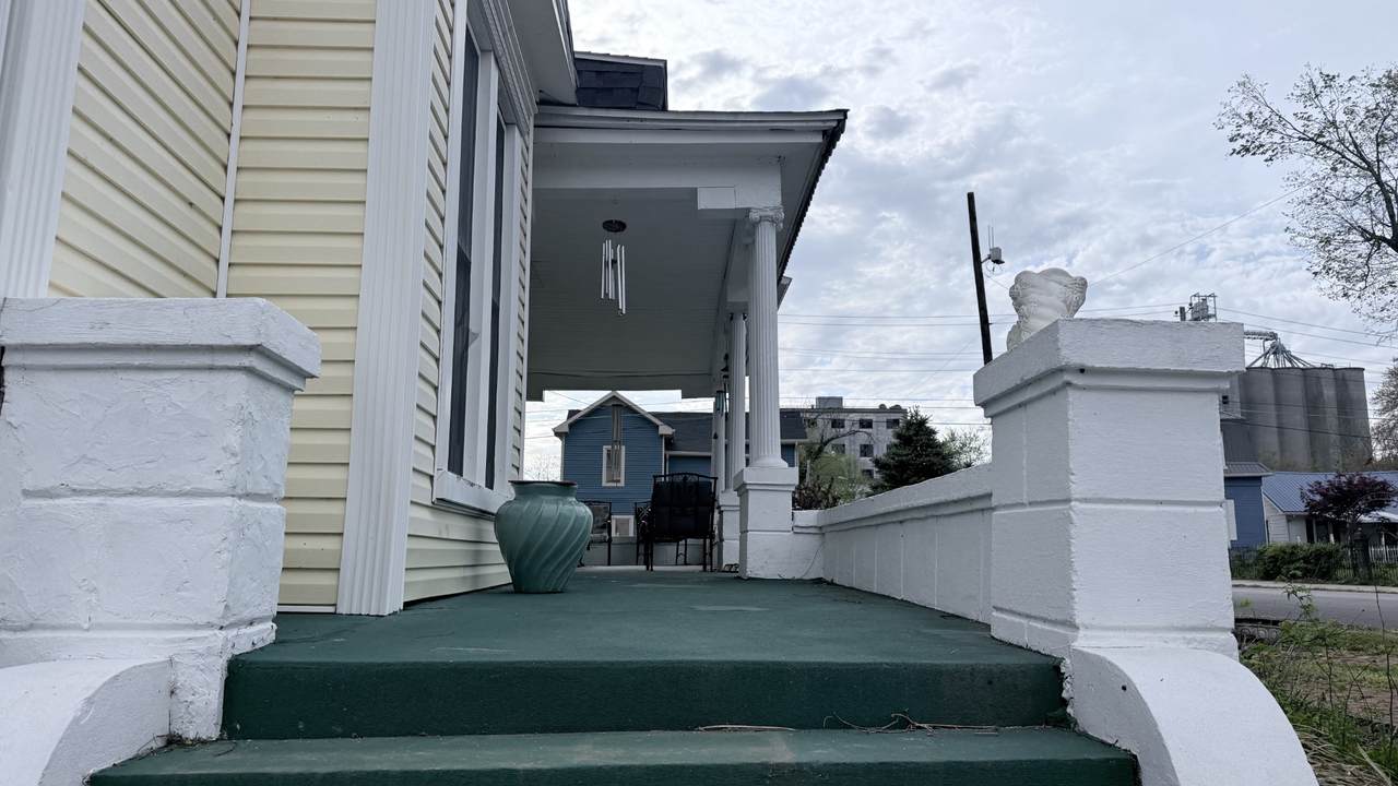 https://bt-photos.global.ssl.fastly.net/nashville/1280_boomver_1_RTC3171503-1.jpg