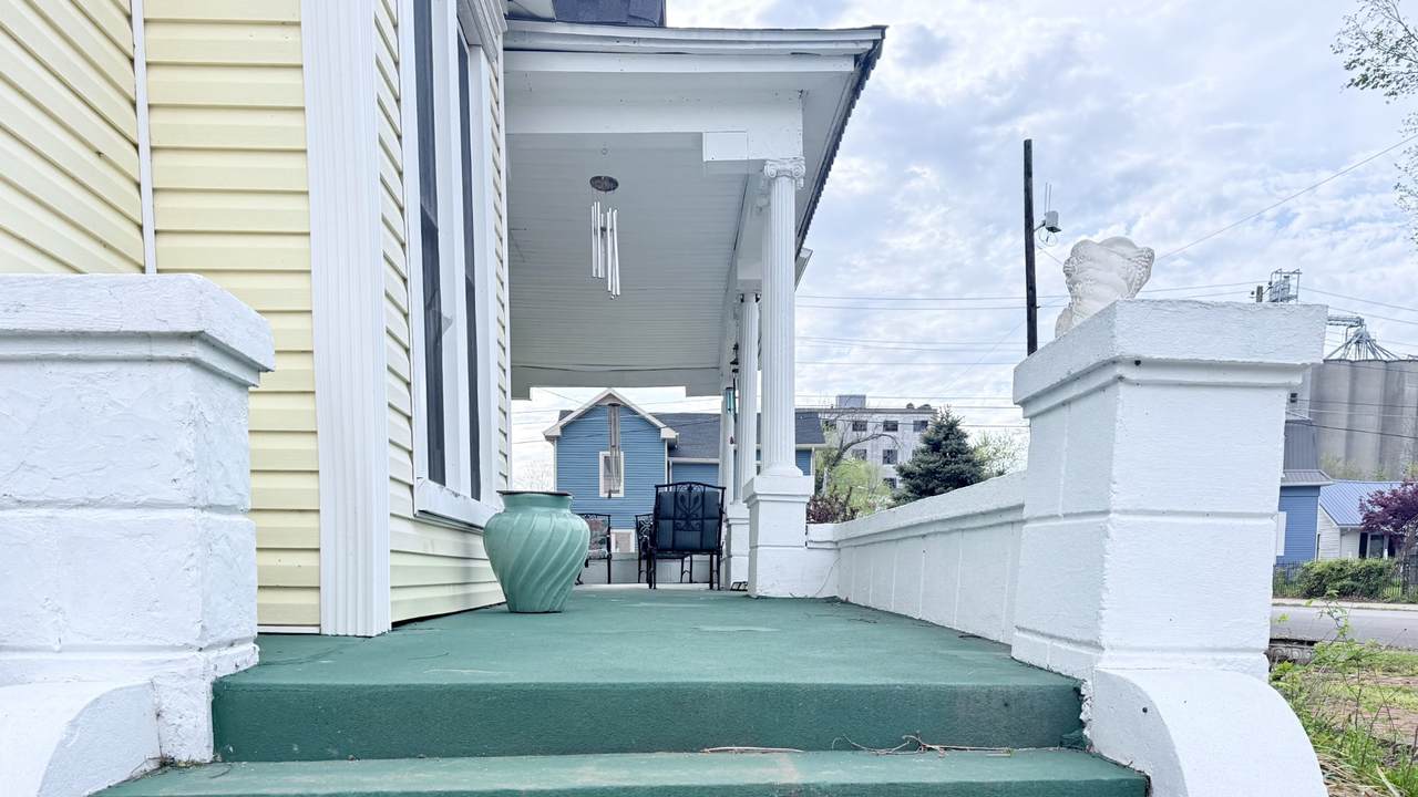 https://bt-photos.global.ssl.fastly.net/nashville/1280_boomver_1_RTC3171503-1.jpg