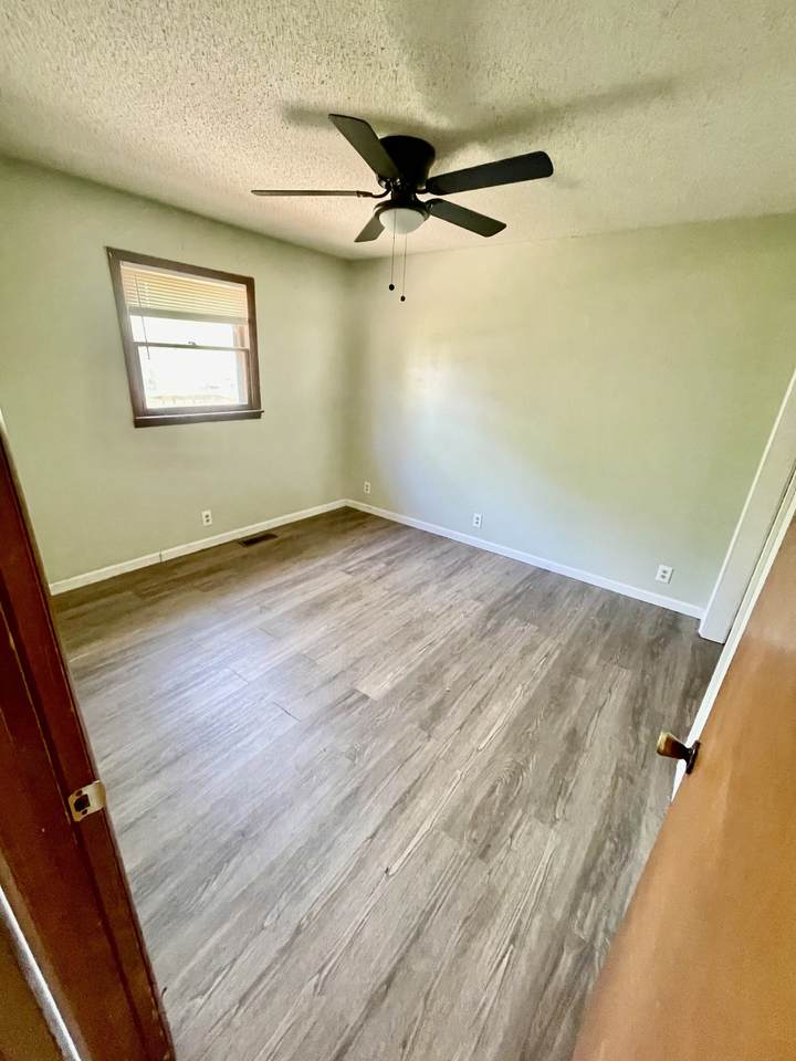 https://bt-photos.global.ssl.fastly.net/nashville/1280_boomver_1_RTC3171570-1.jpg