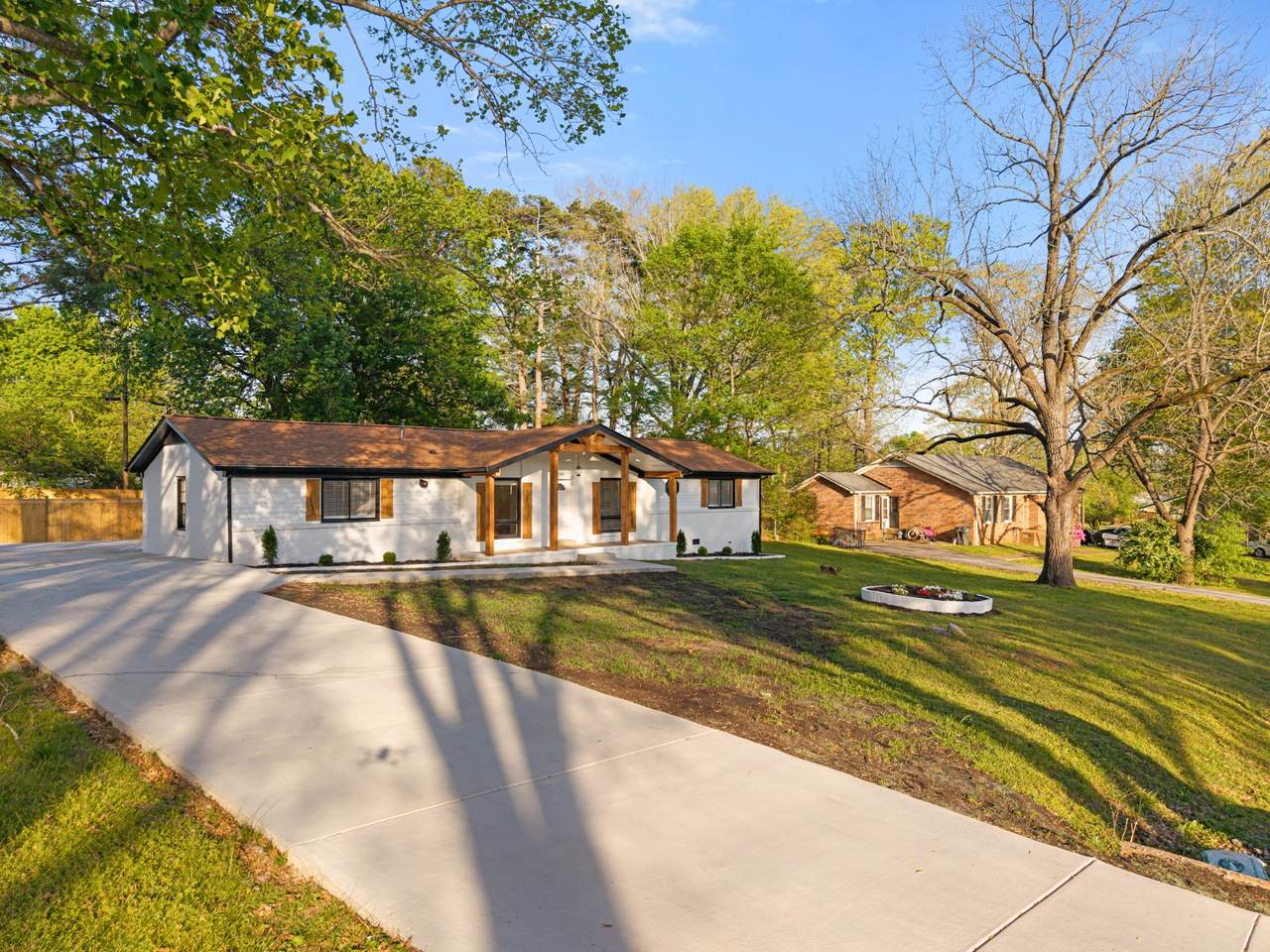 206 Osage Trl - Photo 1