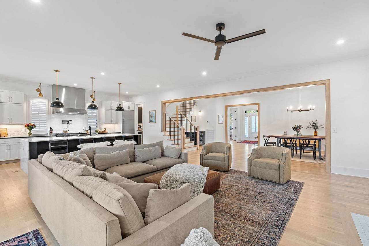 916 Acklen Ave - Photo 1