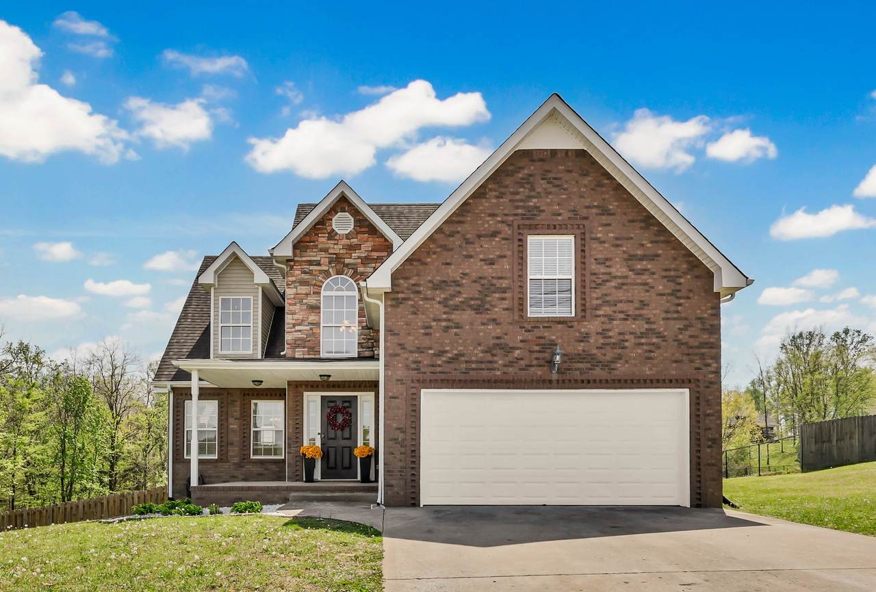 1448 Rustys Ln - Photo 1