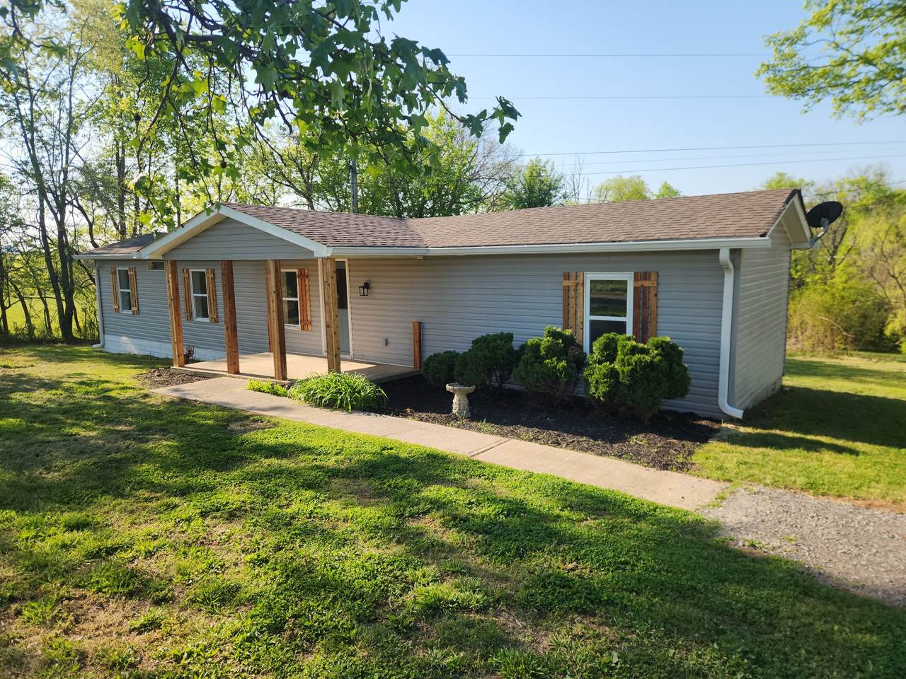 495 Gammons Ln - Photo 1
