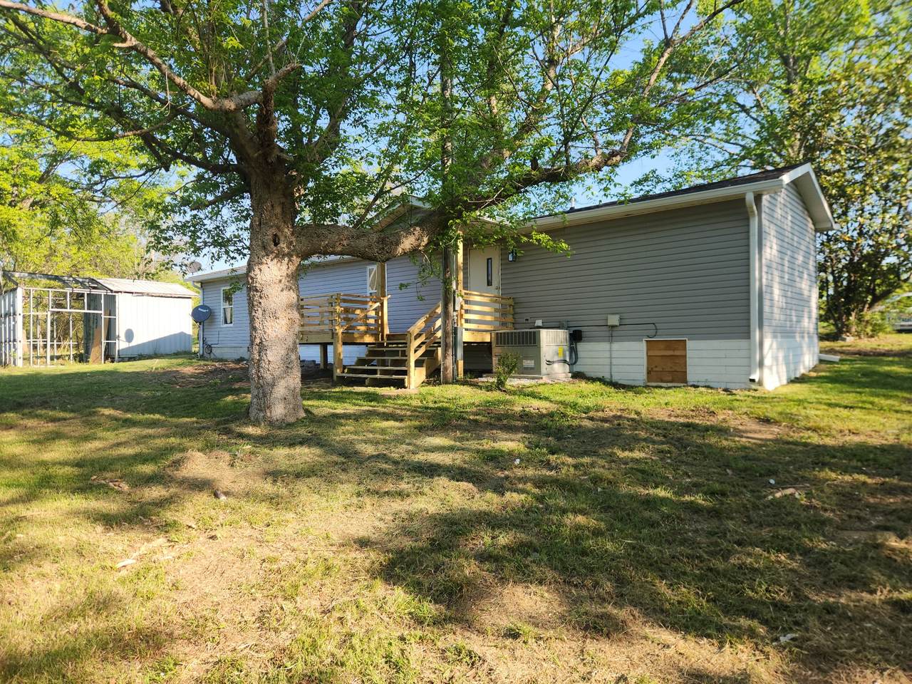 https://bt-photos.global.ssl.fastly.net/nashville/1280_boomver_1_RTC3172978-1.jpg