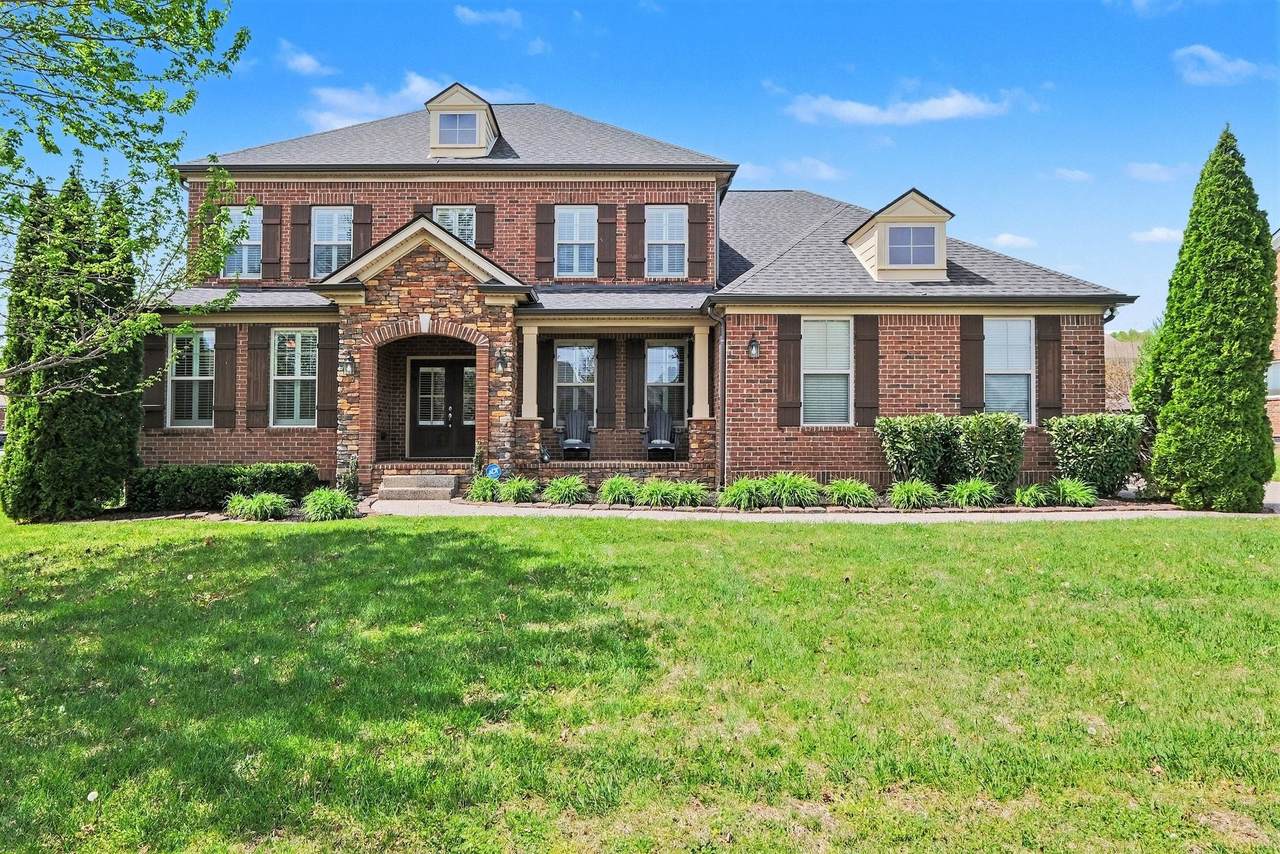 4015 Pendleton Dr - Photo 1