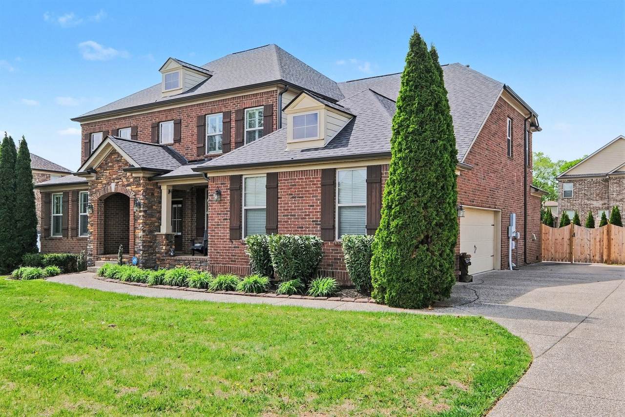 https://bt-photos.global.ssl.fastly.net/nashville/1280_boomver_1_RTC3172979-1.jpg