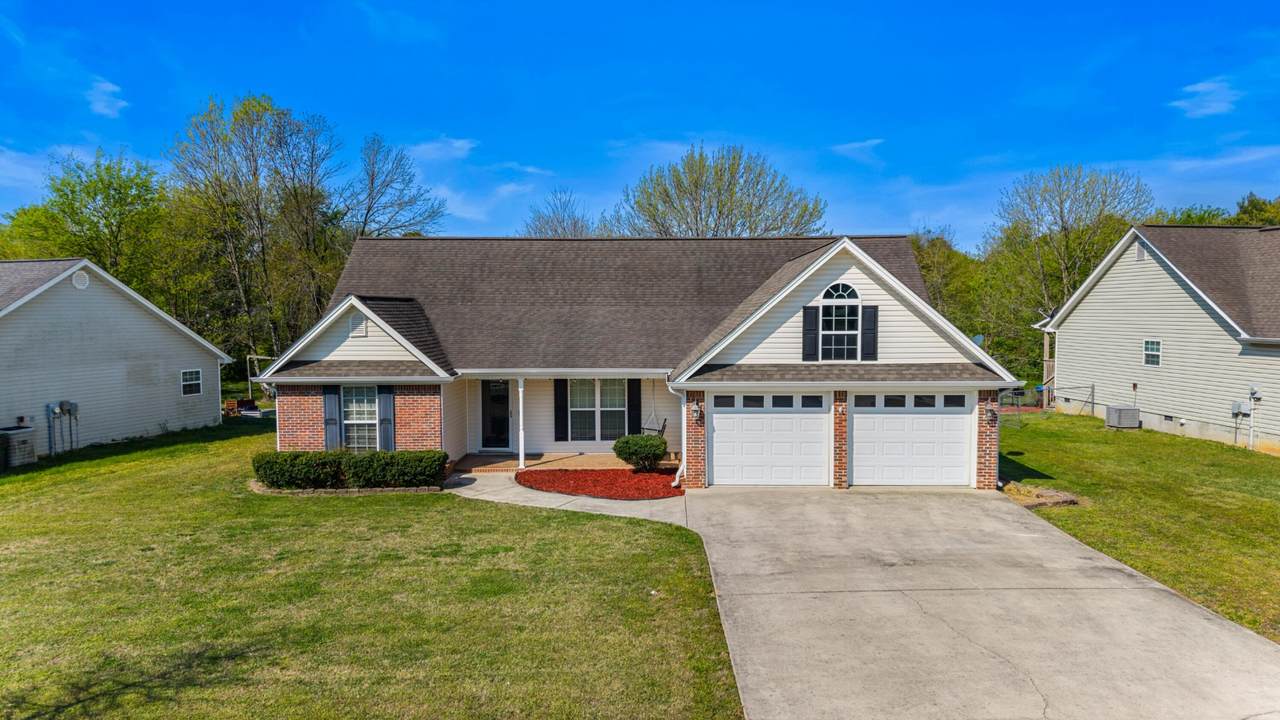 289 Gladstone Drive - Photo 1