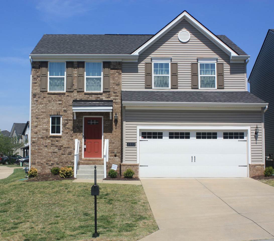 2813 Winterberry Dr - Photo 1