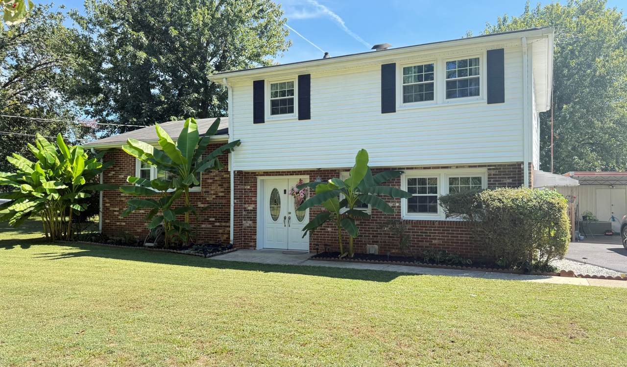 1834 Greerson Ct - Photo 1
