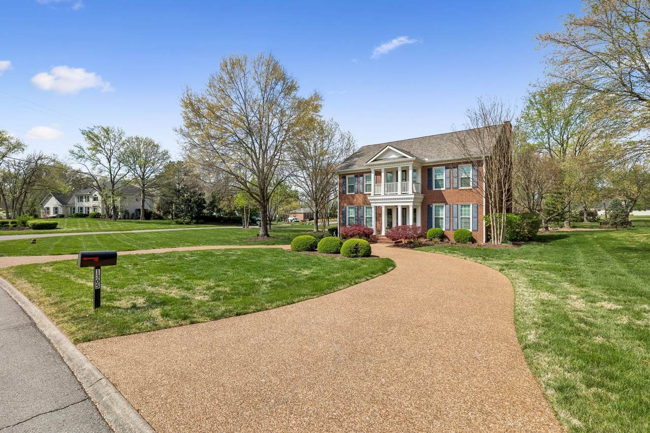 https://bt-photos.global.ssl.fastly.net/nashville/1280_boomver_1_RTC3173352-1.jpg