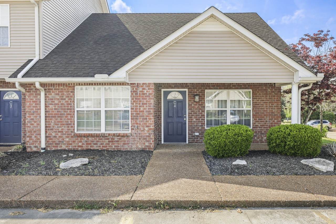 138 Cambridge Dr - Photo 1