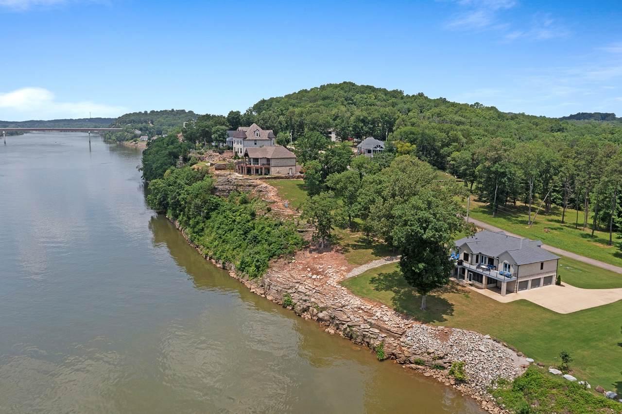 https://bt-photos.global.ssl.fastly.net/nashville/1280_boomver_1_RTC3173765-1.jpg