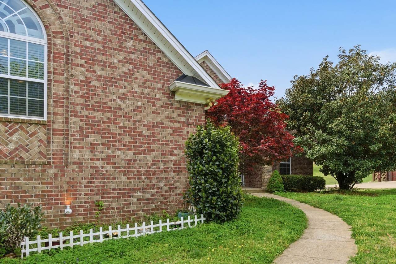 https://bt-photos.global.ssl.fastly.net/nashville/1280_boomver_1_RTC3175029-1.jpg