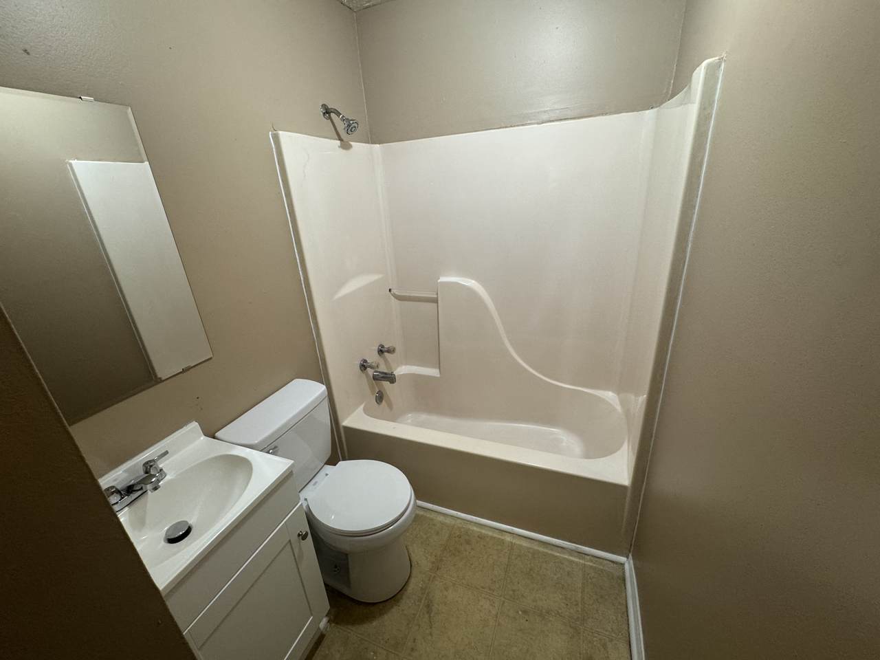 https://bt-photos.global.ssl.fastly.net/nashville/1280_boomver_1_RTC3175115-1.jpg