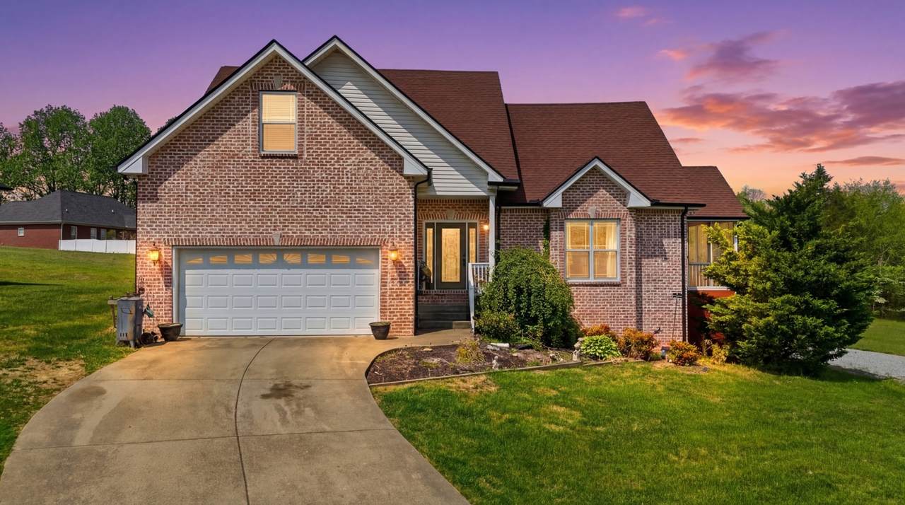 4046 Summit Dr - Photo 1