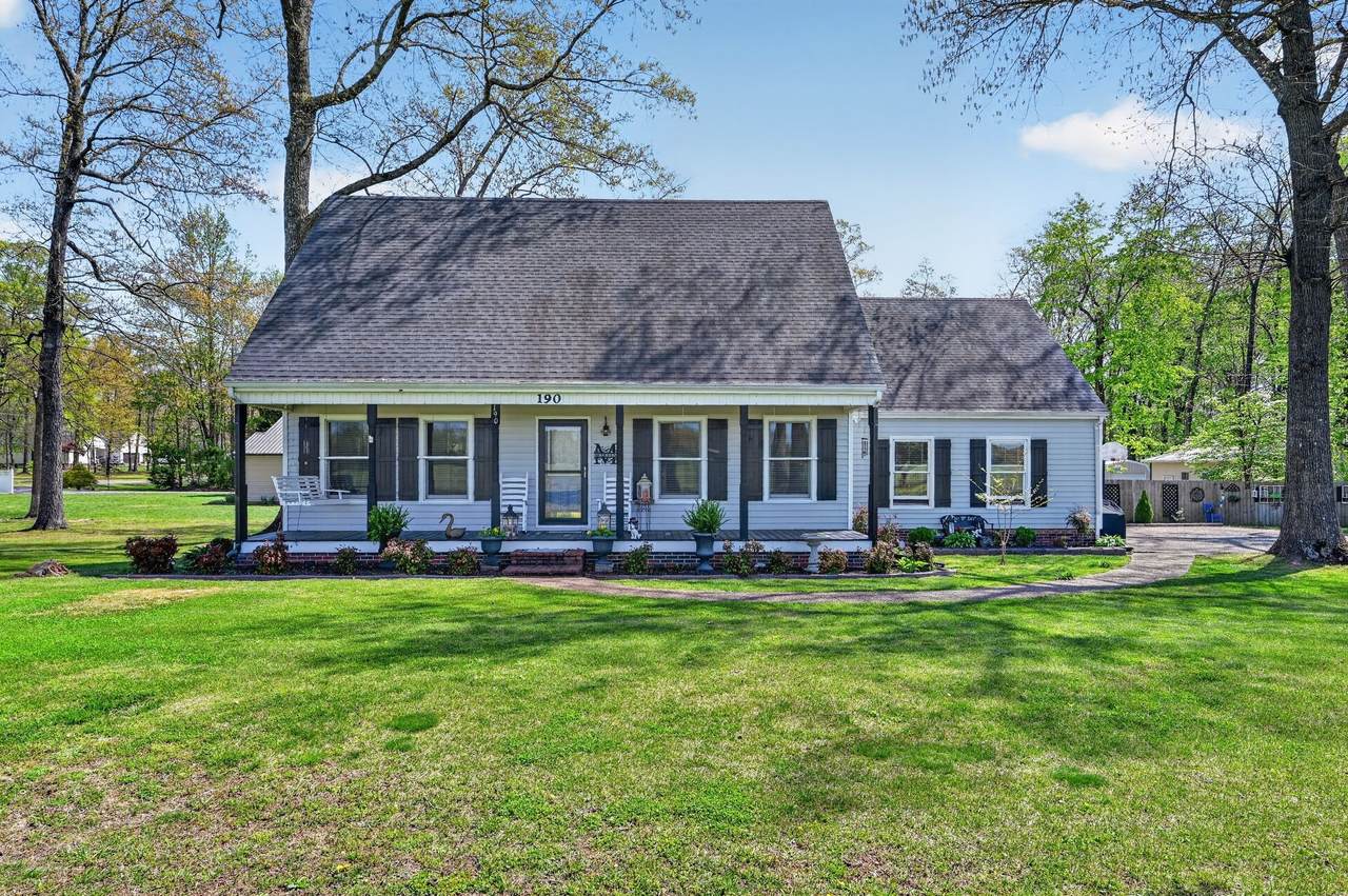 190 Hooper Rd - Photo 1