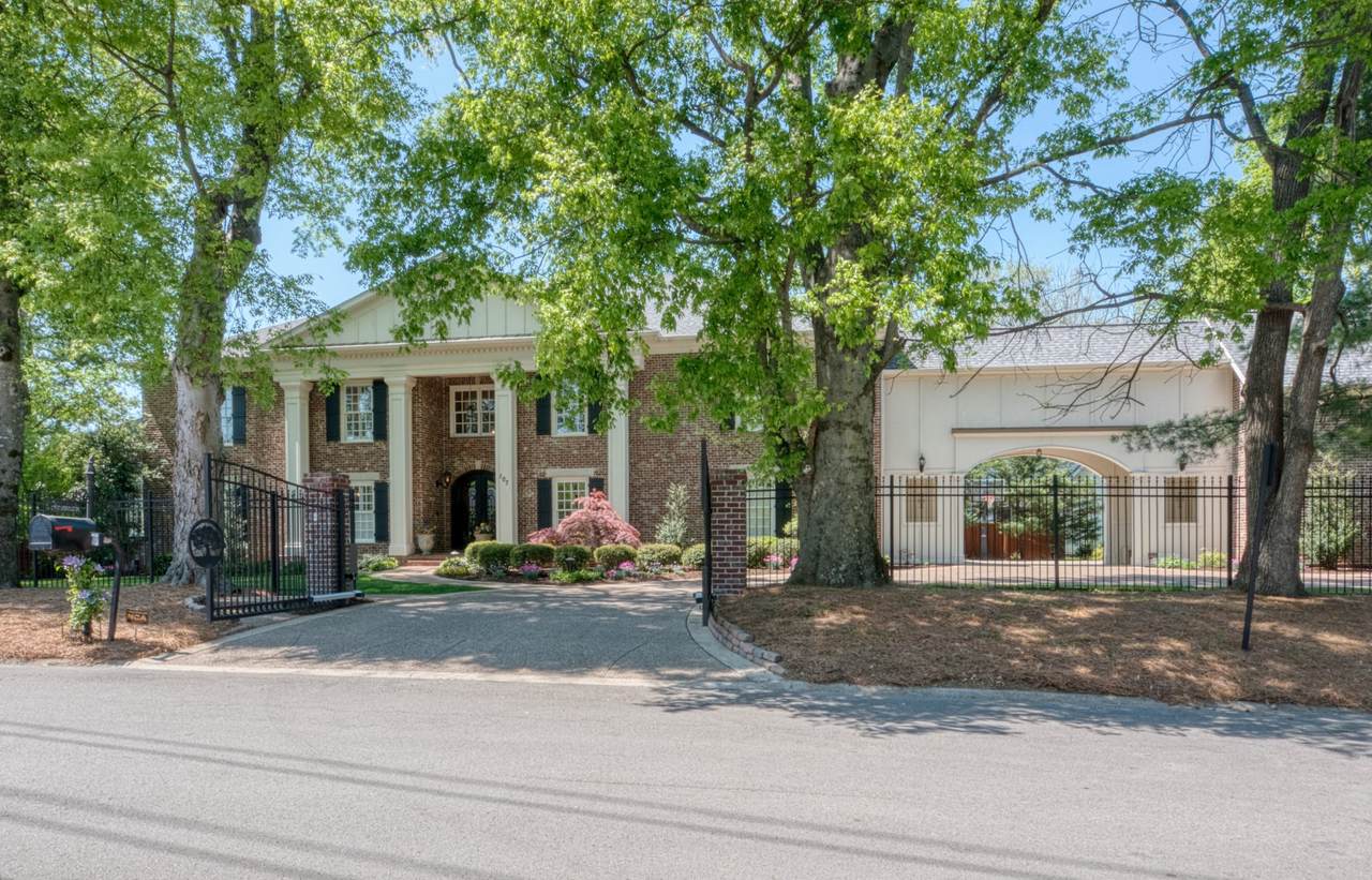 107 Sturbridge Dr - Photo 1