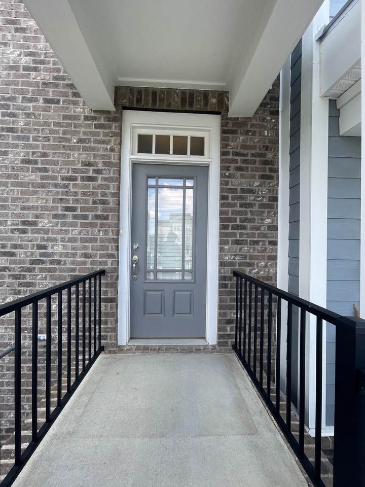https://bt-photos.global.ssl.fastly.net/nashville/1280_boomver_1_RTC3176145-1.jpg