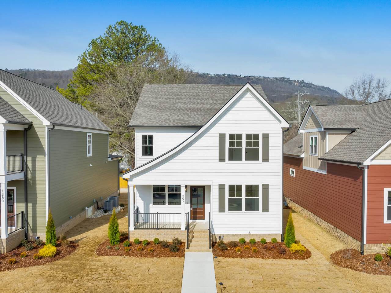 1297 Thomas Avenue - Photo 1