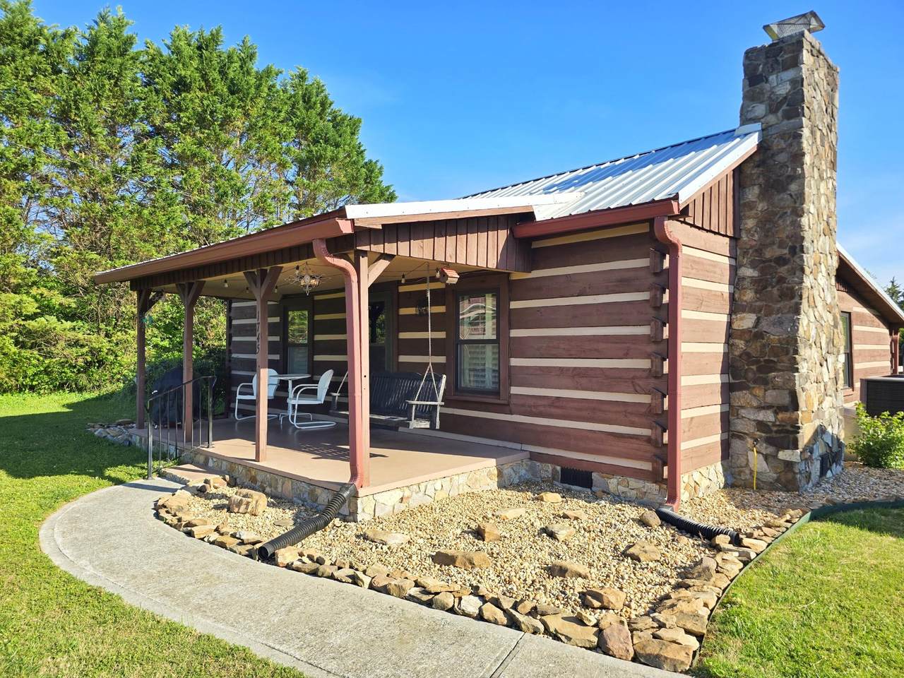 1745 31st Street - Photo 1