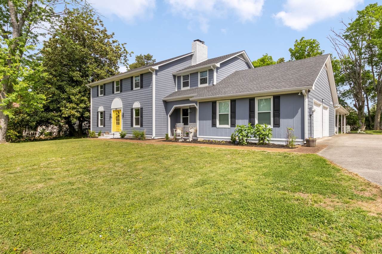 1430 Haynes Dr - Photo 1